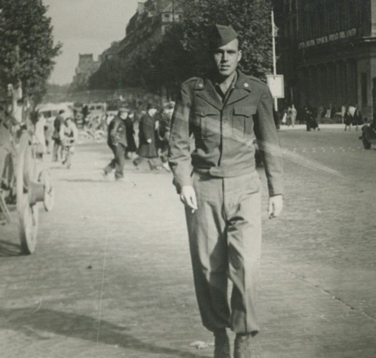 Dad_1947_Paris_Straight